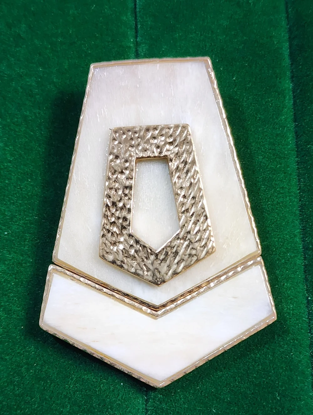 Akola chic geometric